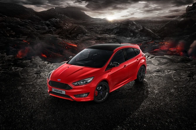 Ford официально представил спортивный Focus