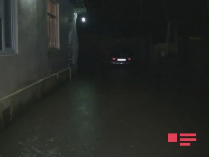 Лянкяран снова погрузился под воду