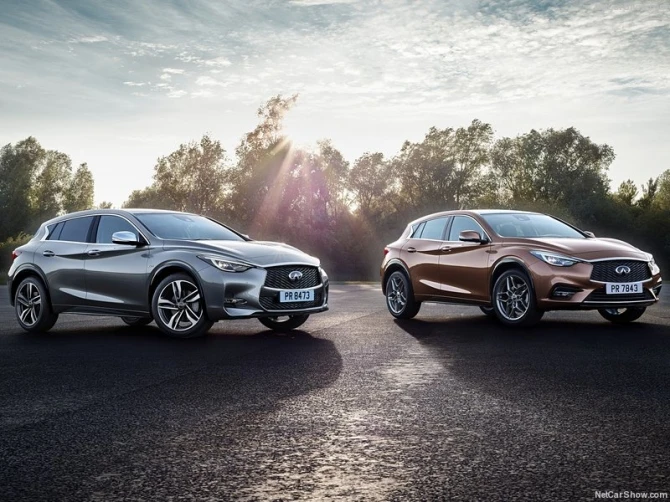 На британском заводе стартовало производство Infiniti Q30