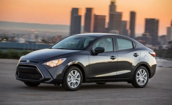 Компания Toyota презентовала обновленную версию седана Yaris