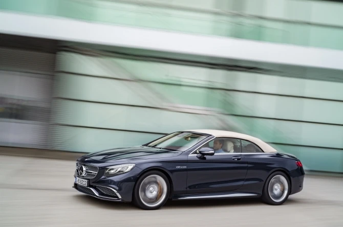 Mercedes-Benz представил кабриолет S65