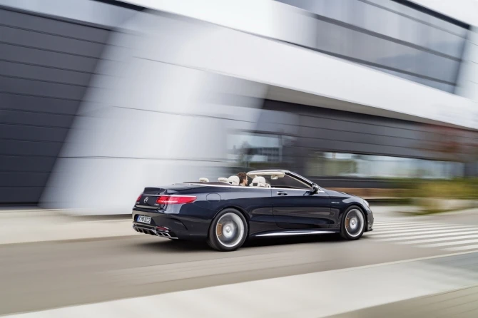 Mercedes-Benz представил кабриолет S65