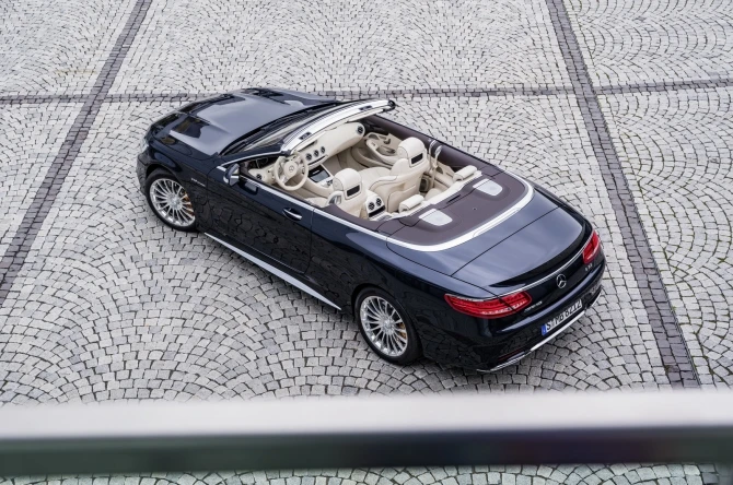 Mercedes-Benz представил кабриолет S65