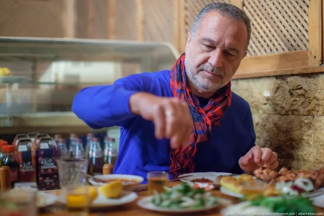 Негламурная кухня дорогого Баку глазами журналиста Александра Чебана