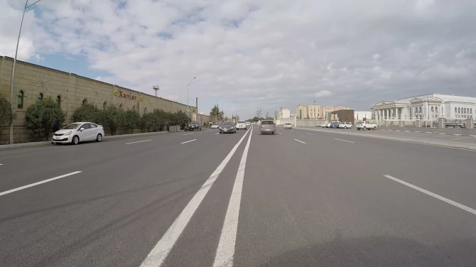 В Баку полностью завершена реконструкция одной из столичных улиц (видео)