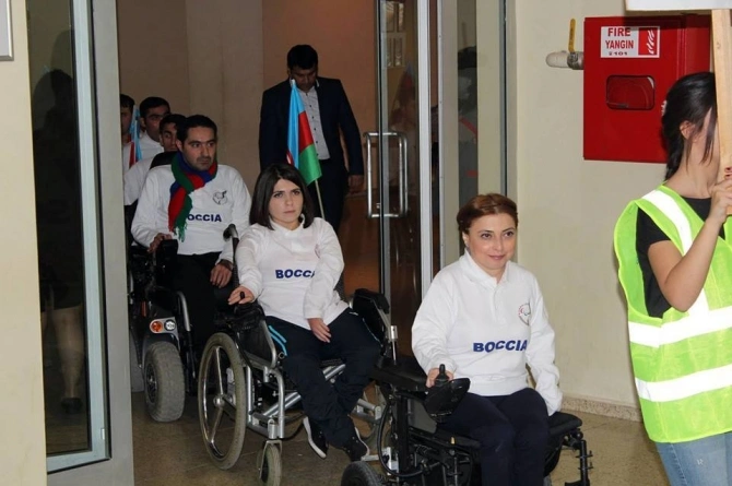 Seni Cup 2015: В Баку состоялся турнир для людей с ограниченными возможностями