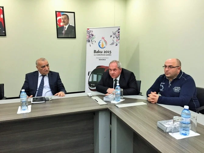 Награждены водители бакинских автобусов