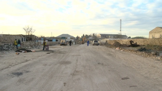 В Нардаране проводится реконструкция дорог (видео)