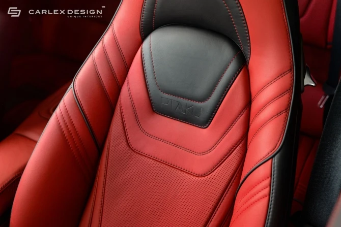 Тюнеры Carlex Design преобразили салон Porsche 911 Carrera 4S