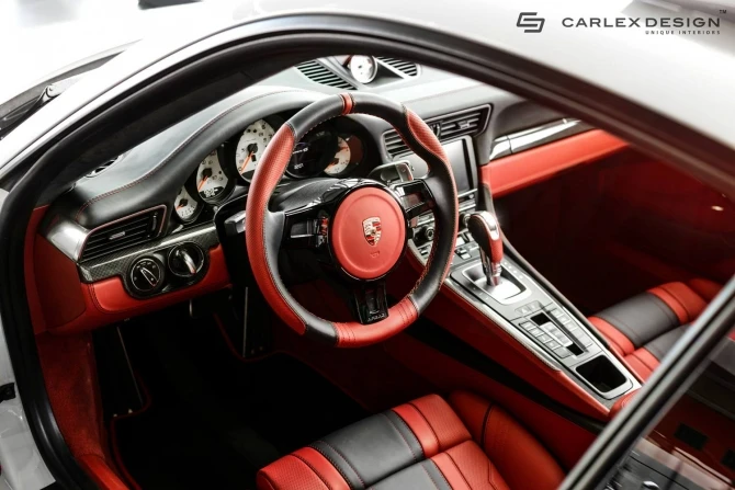 Тюнеры Carlex Design преобразили салон Porsche 911 Carrera 4S