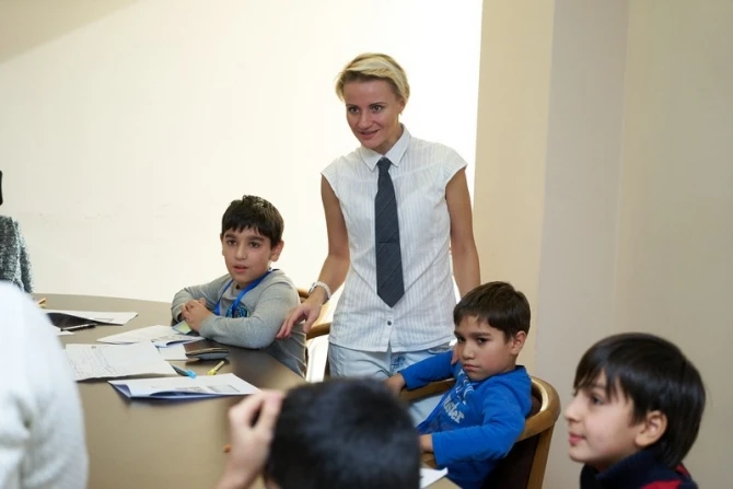 В Азербайджане прошли первые тренинги «Предпринимательство for KIDS»