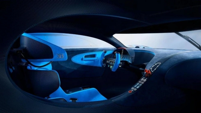 Вспоминаем легенды года: 2016 Bugatti Vision Gran Turismo (видео)