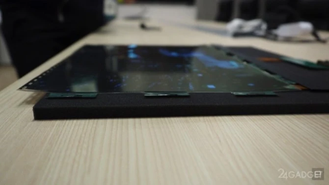 Поразительно тонкий и гибкий OLED-экран от LG (видео)