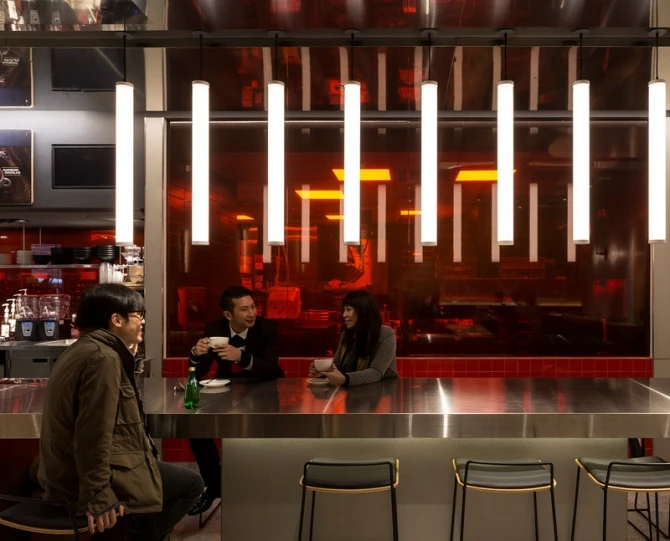 Фоторепортаж: как выглядит McDonald's Next в Гонконге
