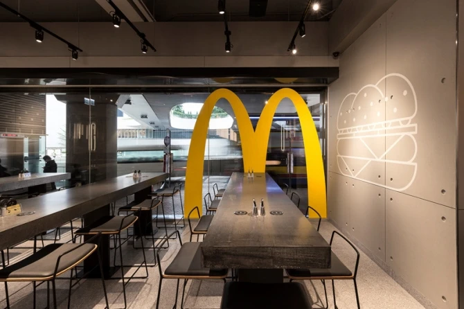 Фоторепортаж: как выглядит McDonald's Next в Гонконге