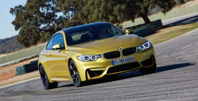 BMW M3 и M4 получат высокопроизводительный пакет Competition Package