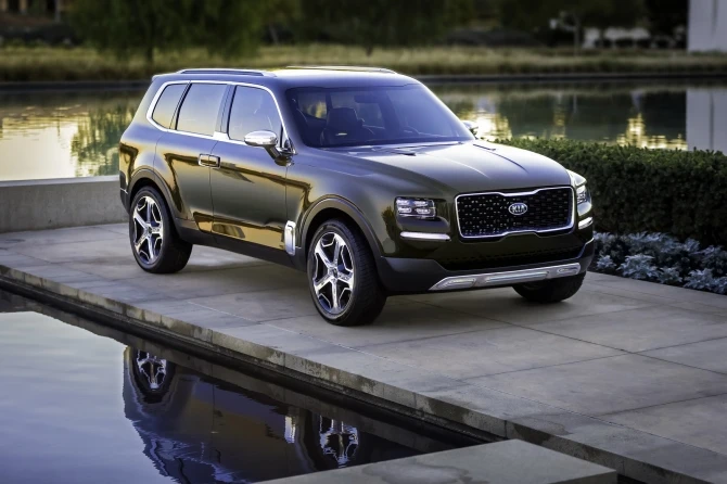 Kia представила большой кроссовер Telluride