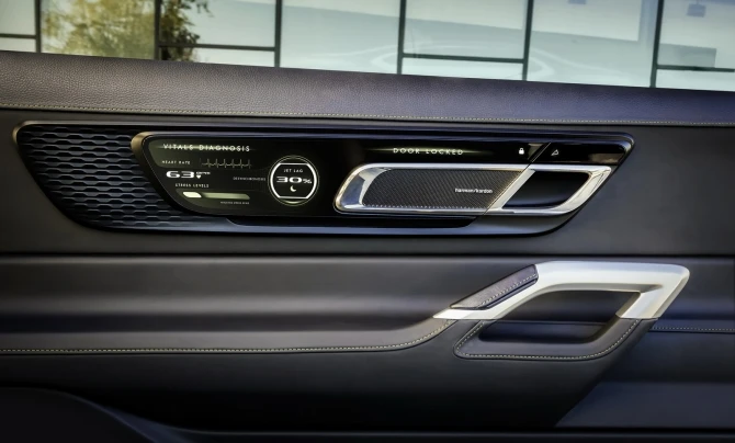 Kia представила большой кроссовер Telluride