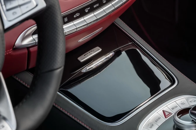 Mercedes-Benz привезла в Детройт потрясающий кабриолет S-Class