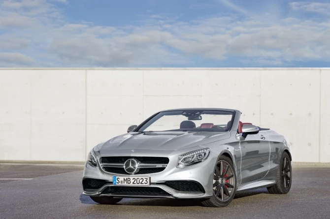 Mercedes-Benz привезла в Детройт потрясающий кабриолет S-Class