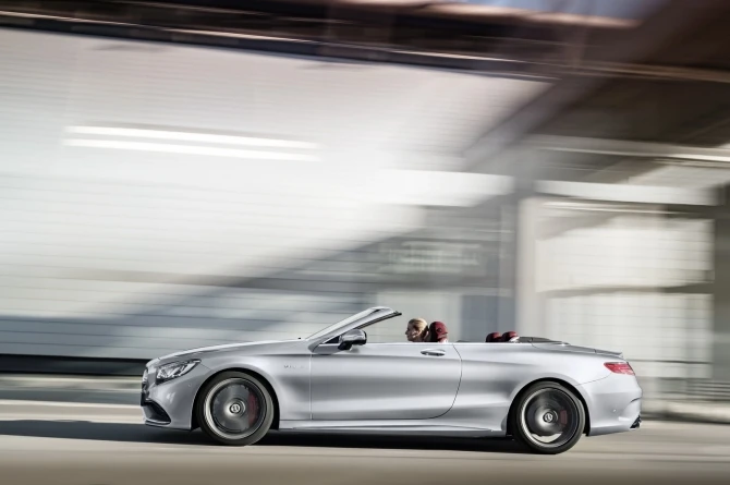 Mercedes-Benz привезла в Детройт потрясающий кабриолет S-Class