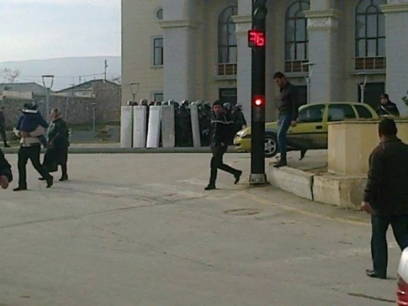 В Сиязане произошел инцидент между жителями и полицией