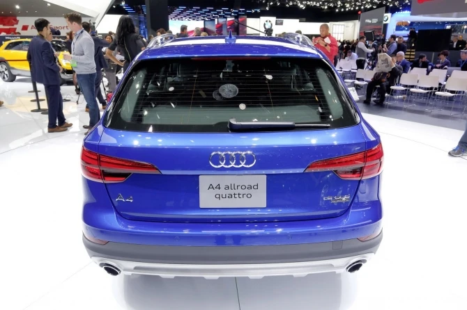 Audi показала новый универсал A4 Allroad Quattro Audi показала новый универсал A4 Allroad Quattro