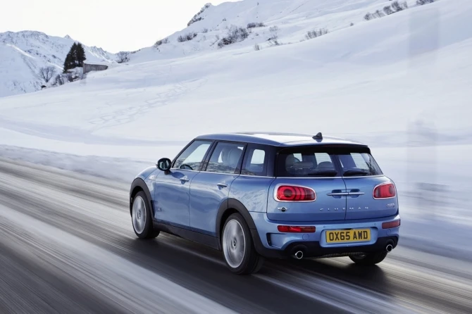 MINI представила универсал Clubman с системой полного привода