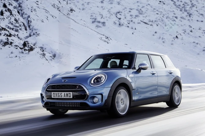 MINI представила универсал Clubman с системой полного привода