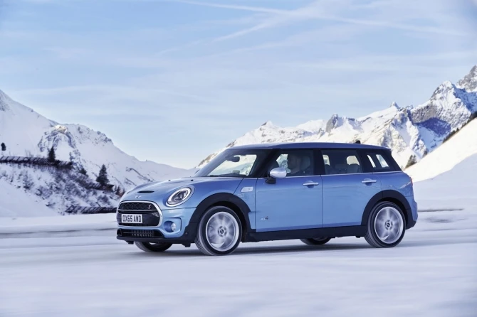 MINI представила универсал Clubman с системой полного привода