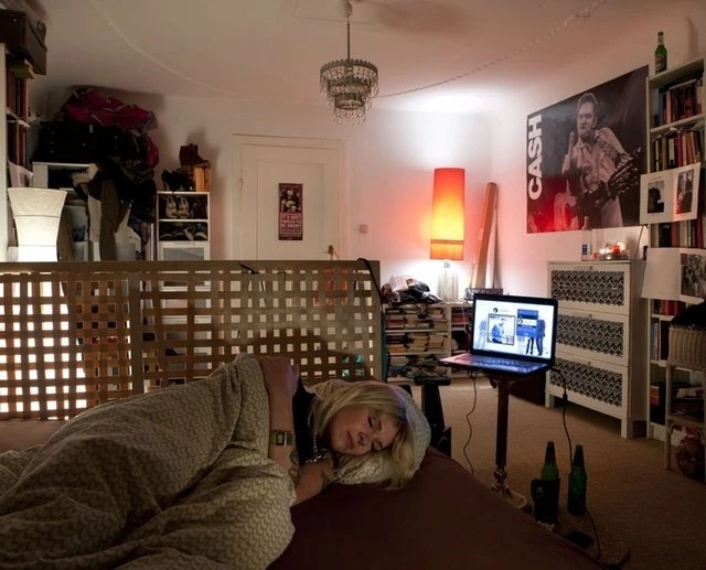 Dünyanın müxtəlif ölkələrindəki qadınların yataq otaqları (FOTO)