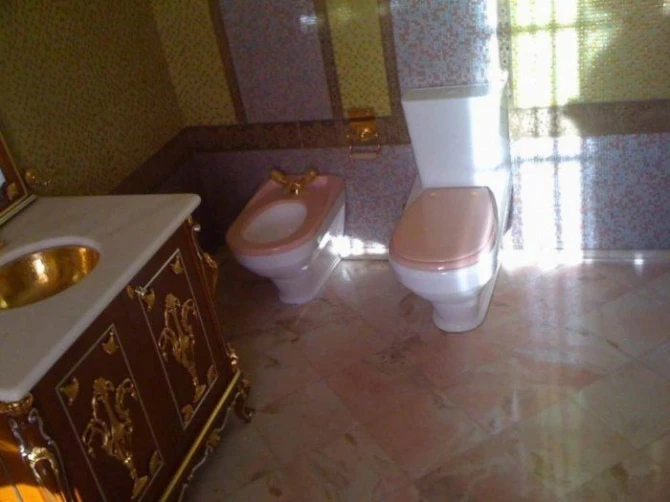 Зарубежные СМИ проникли в фешенебельный дворец Рамзана Кадырова (фото, видео)