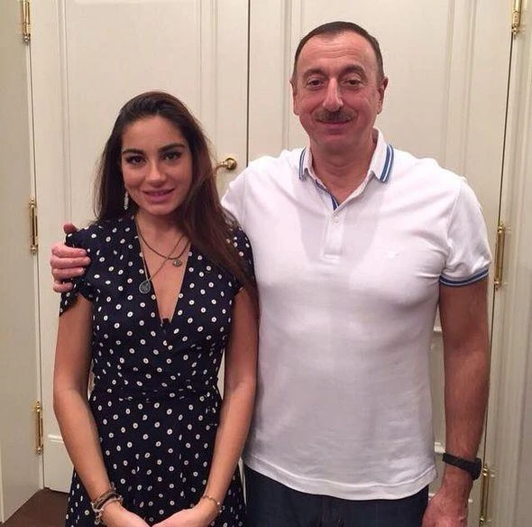 Арзу Алиева сегодня отмечает день рождения