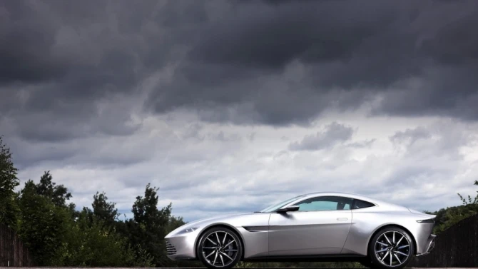 Уникальный Aston Martin Джеймса Бонда из фильма 