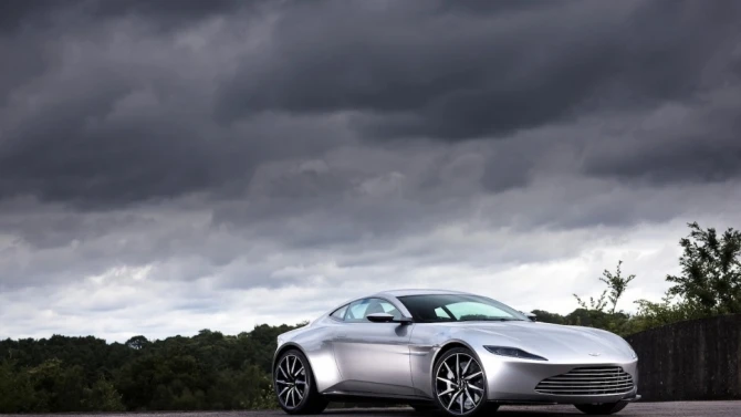 Уникальный Aston Martin Джеймса Бонда из фильма 