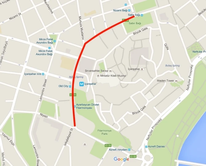 На полмесяца закрыта одна из оживленных дорог в центре Баку (карта)