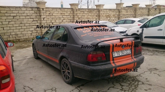 Победа бакинца: Арестованный автомобиль со смайликом выпущен со штрафной в виду ошибочного протокола