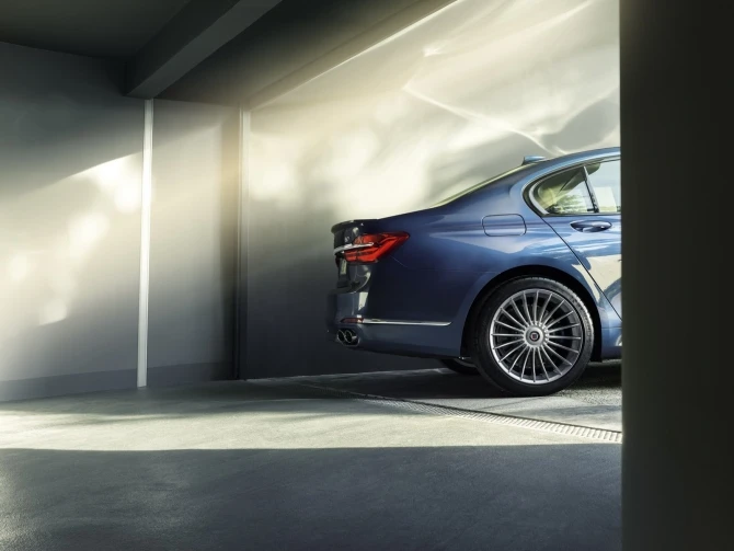 Alpina представила новый седан B7