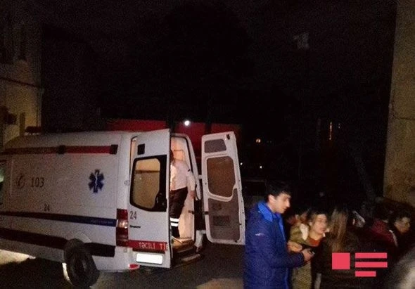 В Баку мать двоих детей скончалась после родов