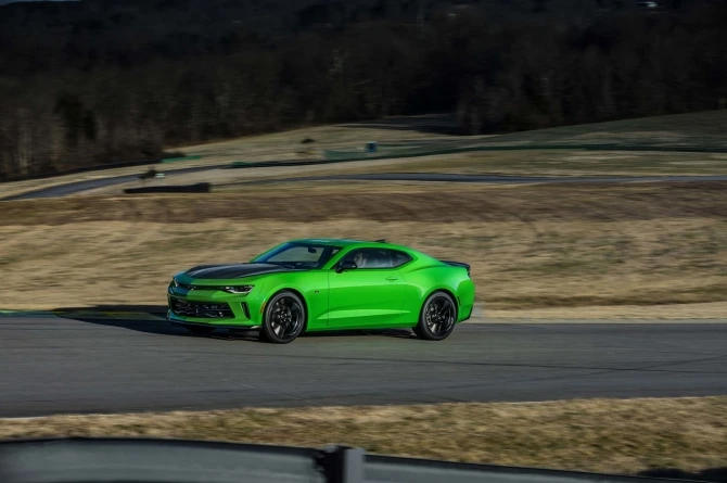 Chevrolet Camaro 1LE, или как выглядит особенная версия купе