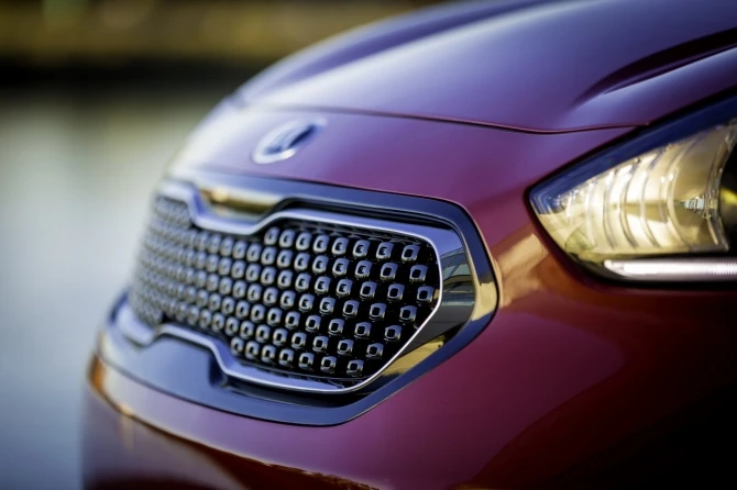 Гибридный кроссовер Kia Niro Hybrid официально представлен в Чикаго (галерея)