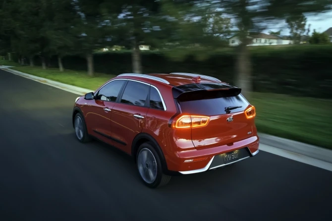 Гибридный кроссовер Kia Niro Hybrid официально представлен в Чикаго (галерея)