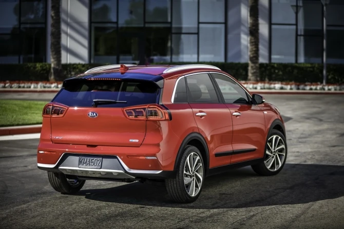 Гибридный кроссовер Kia Niro Hybrid официально представлен в Чикаго (галерея)
