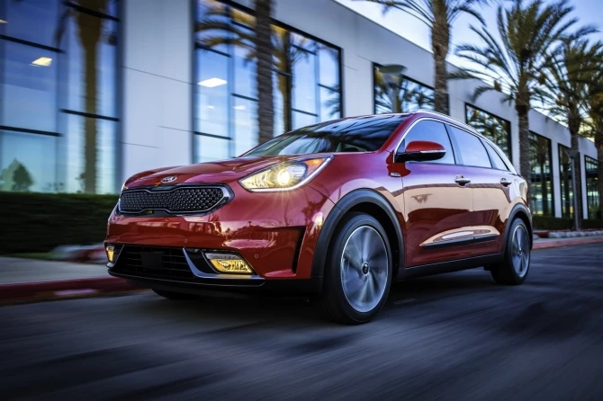 Гибридный кроссовер Kia Niro Hybrid официально представлен в Чикаго (галерея)