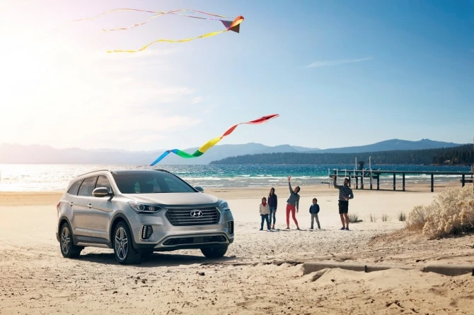 Hyundai Santa fe и Grand Santa fe показали свое новое обличье на автосалоне в Чикаго