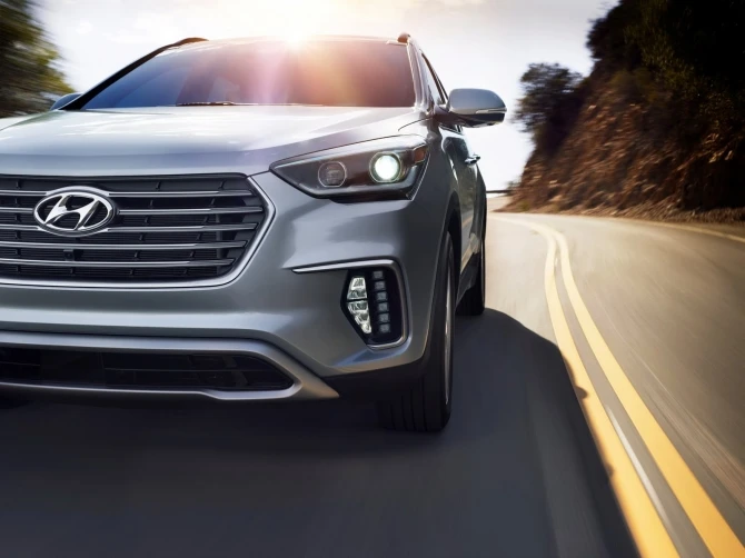 Hyundai Santa fe и Grand Santa fe показали свое новое обличье на автосалоне в Чикаго