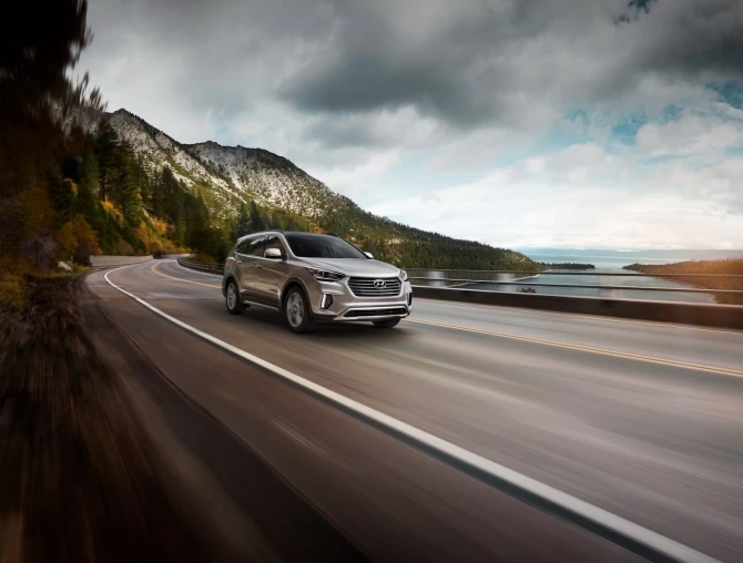 Hyundai Santa fe и Grand Santa fe показали свое новое обличье на автосалоне в Чикаго