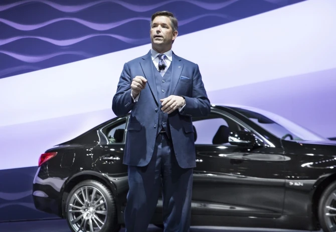 В Чикаго презентовали Infiniti Q50 с тремя турбодвигателями