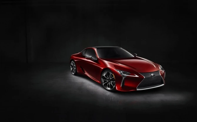 Lexus рассекретил дизайн гибридной версии спорткара LC 500