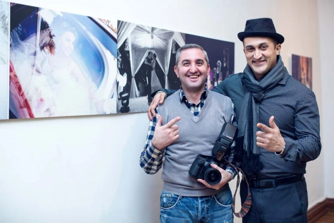 В Баку прошла выставка свадебных фотографий “LovEmin” ко Дню всех влюбленных (видео)